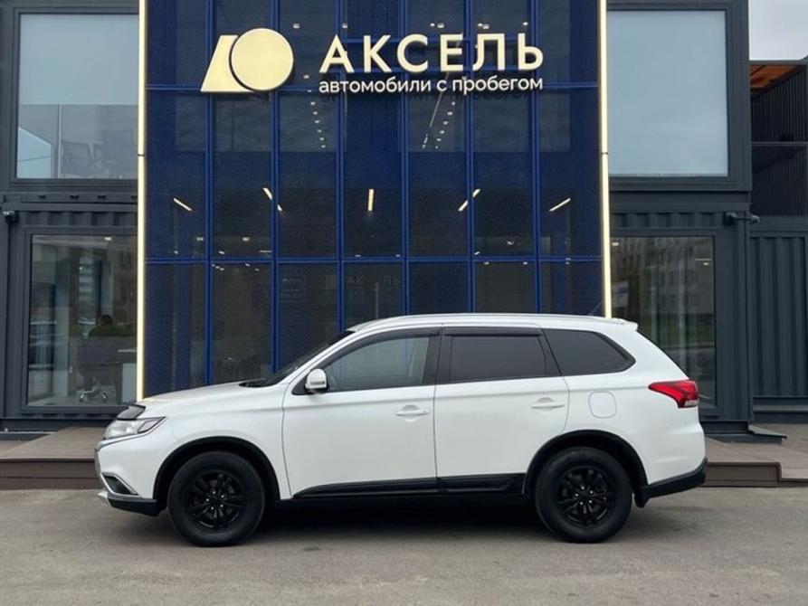 Mitsubishi Outlander III Рестайлинг Архангельск  - изображение 8
