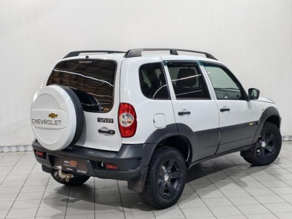 Chevrolet Niva I Рестайлинг с пробегом 2016 года, цена 685 000 рублей, 135073 км, внедорожник, Автокод Объявления