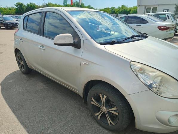 Hyundai i20 I с пробегом 2010 года, цена 300 000 рублей, 265000 км, хэтчбек, Автокод Объявления