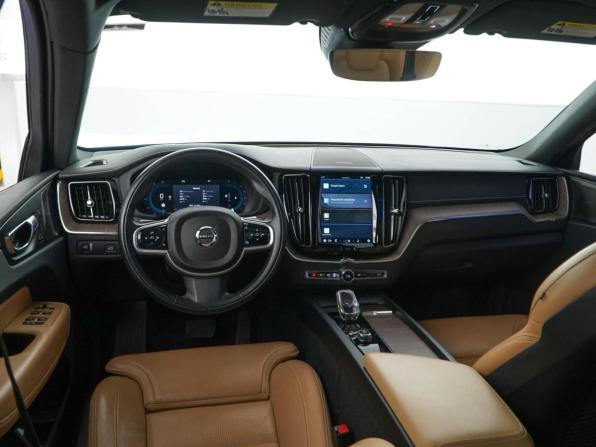 Volvo XC60 II Рестайлинг с пробегом 2021 года, цена 4 107 055 рублей, 47226 км, внедорожник, Автокод Объявления