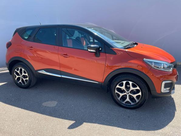 Renault Kaptur I с пробегом 2017 года, цена 1 250 000 рублей, 121128 км, внедорожник, Автокод Объявления