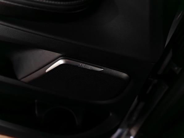 Новый Mercedes-Benz V-Класс III (W447) Рестайлинг 2 2026 года, цена 15 290 000 рублей, минивэн, Автокод Объявления