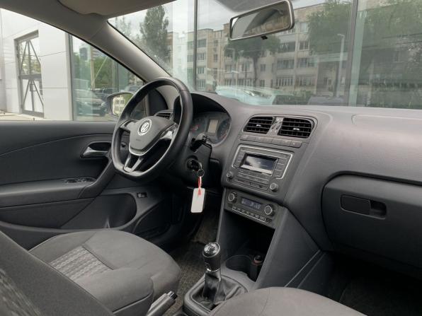 Volkswagen Polo V Рестайлинг с пробегом 2016 года, цена 1 220 000 рублей, 182908 км, седан, Автокод Объявления