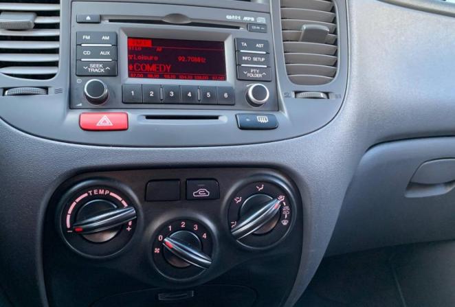 Kia Rio II Рестайлинг с пробегом 2011 года, цена 570 000 рублей, 143765 км, седан, Автокод Объявления
