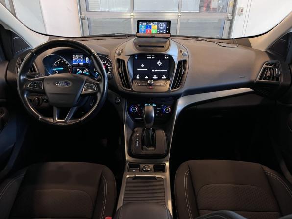 Ford Kuga II Рестайлинг с пробегом 2017 года, цена 1 716 000 рублей, 155199 км, внедорожник, Автокод Объявления