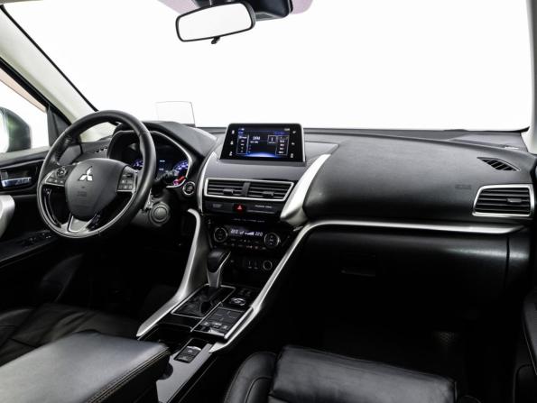Mitsubishi Eclipse Cross I с пробегом 2018 года, цена 1 469 000 рублей, 229486 км, внедорожник, Автокод Объявления
