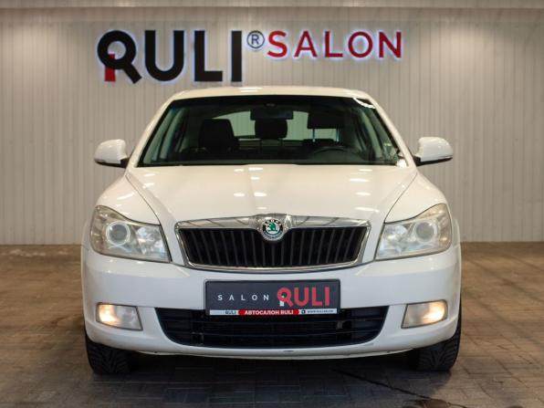 Skoda Octavia II (A5) Рестайлинг с пробегом 2011 года, цена 665 000 рублей, 249015 км, лифтбек, Автокод Объявления