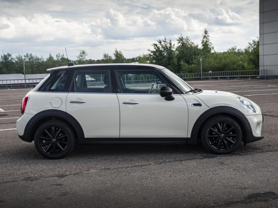 Mini Hatch III (F55/F56) Рестайлинг Москва  - изображение 4