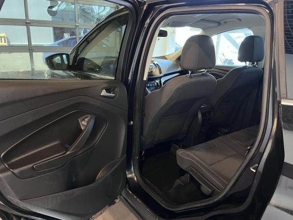 Ford Kuga II с пробегом 2013 года, цена 1 050 000 рублей, 164986 км, внедорожник, Автокод Объявления