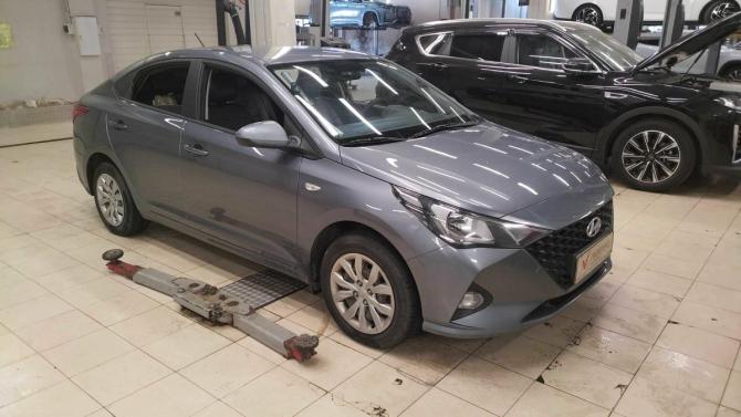 Hyundai Solaris II Рестайлинг с пробегом 2020 года, цена 1 500 000 рублей, 55405 км, седан, Автокод Объявления