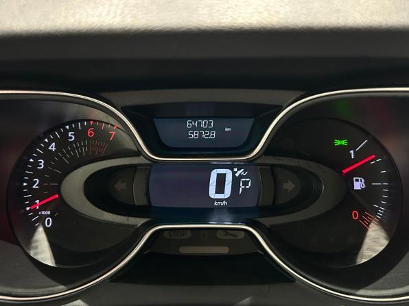 Renault Kaptur I Рестайлинг с пробегом 2021 года, цена 1 709 000 рублей, 64702 км, внедорожник, Автокод Объявления