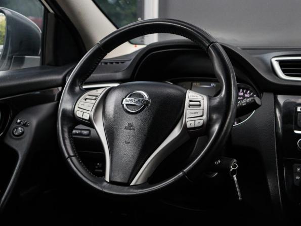 Nissan Qashqai II с пробегом 2016 года, цена 1 600 000 рублей, 117092 км, внедорожник, Автокод Объявления