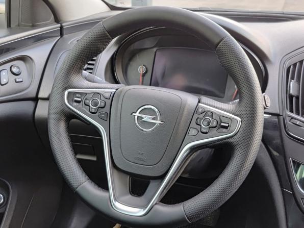 Opel Insignia I Рестайлинг с пробегом 2014 года, цена 950 000 рублей, 185000 км, универсал, Автокод Объявления