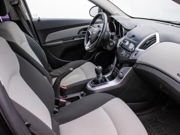 Chevrolet Cruze I Рестайлинг с пробегом 2013 года, цена 700 000 рублей, 236354 км, универсал, Автокод Объявления