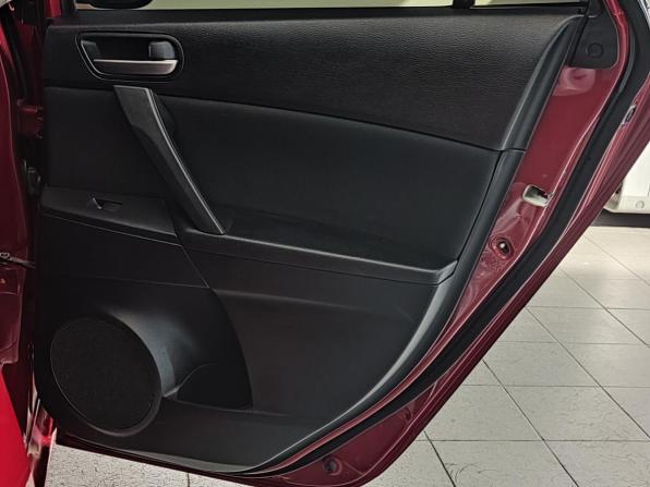 Mazda 3 II (BL) Рестайлинг с пробегом 2011 года, цена 830 000 рублей, 173592 км, хэтчбек, Автокод Объявления