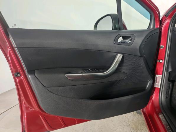 Peugeot 408 I с пробегом 2013 года, цена 650 000 рублей, 112500 км, седан, Автокод Объявления