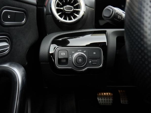 Mercedes-Benz CLA II (C118 X118) с пробегом 2021 года, цена 3 080 000 рублей, 95194 км, седан, Автокод Объявления