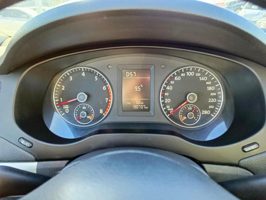 Volkswagen Jetta VI Тюмень  - изображение 17