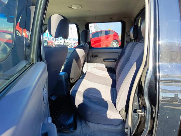 Nissan NP300 с пробегом 2009 года, цена 1 099 000 рублей, 280786 км, пикап, Автокод Объявления