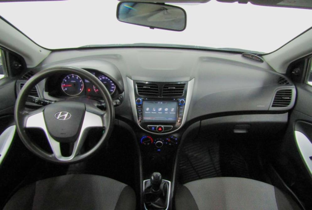 Hyundai Solaris I Екатеринбург  - изображение 17