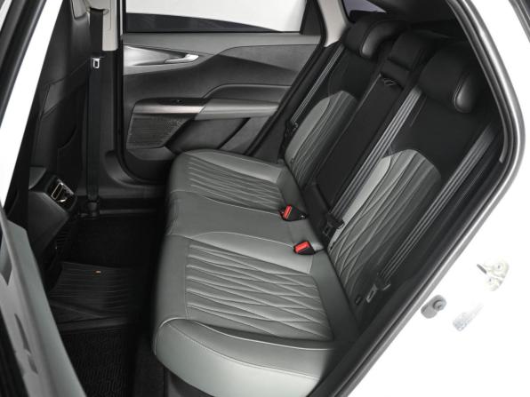 Changan Lamore с пробегом 2023 года, цена 2 099 000 рублей, 20254 км, седан, Автокод Объявления