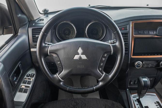 Mitsubishi Pajero IV с пробегом 2006 года, цена 1 649 000 рублей, 240000 км, внедорожник, Автокод Объявления
