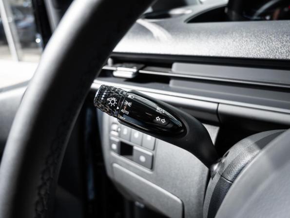 Hyundai Staria I с пробегом 2023 года, цена 5 775 000 рублей, 2075 км, минивэн, Автокод Объявления