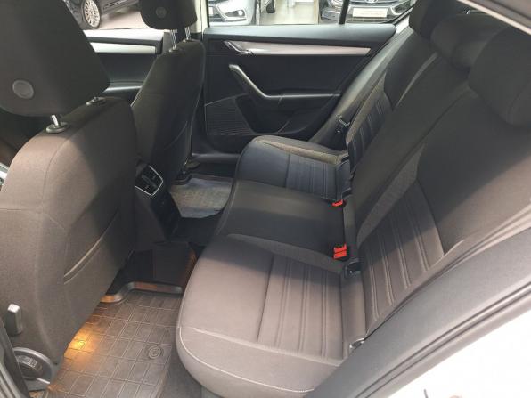 Skoda Octavia III (A7) Рестайлинг с пробегом 2019 года, цена 1 690 000 рублей, 79649 км, лифтбек, Автокод Объявления
