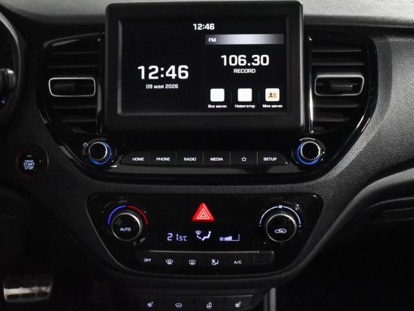 Hyundai Solaris II Рестайлинг с пробегом 2020 года, цена 1 890 000 рублей, 51793 км, седан, Автокод Объявления