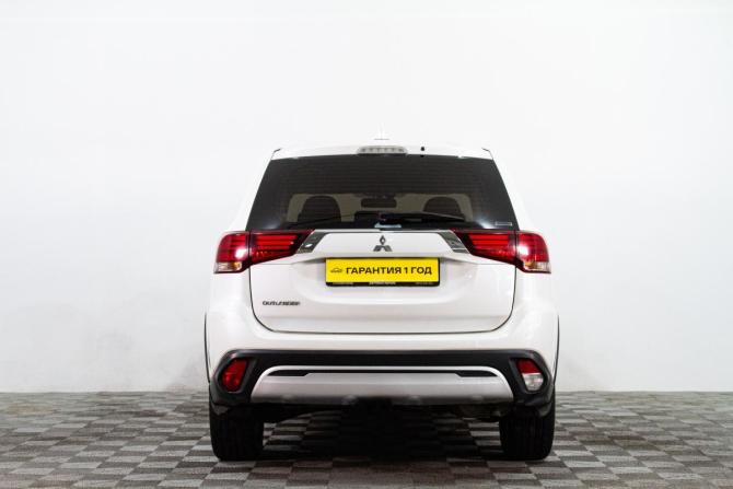 Mitsubishi Outlander III Рестайлинг 3 с пробегом 2020 года, цена 2 329 000 рублей, 170125 км, внедорожник, Автокод Объявления