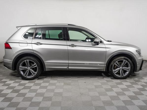 Volkswagen Tiguan II с пробегом 2018 года, цена 3 358 000 рублей, 90300 км, внедорожник, Автокод Объявления