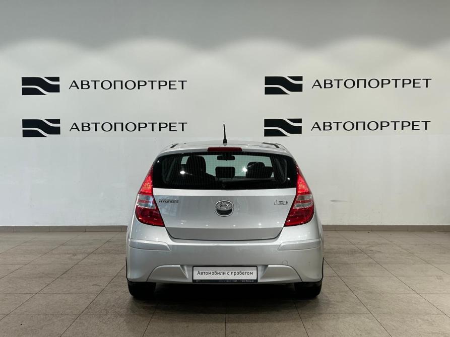 Hyundai i30 I Рестайлинг Санкт-Петербург  - изображение 9
