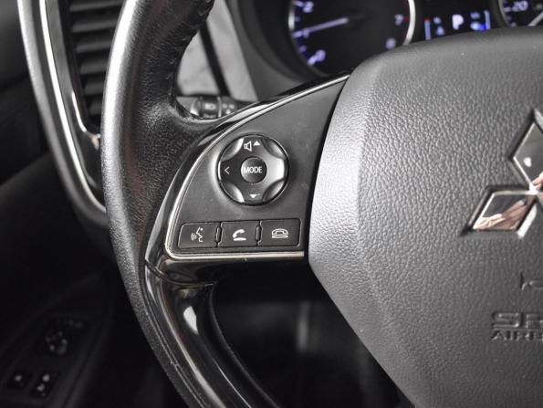 Mitsubishi Outlander III Рестайлинг с пробегом 2015 года, цена 1 989 900 рублей, 148845 км, внедорожник, Автокод Объявления