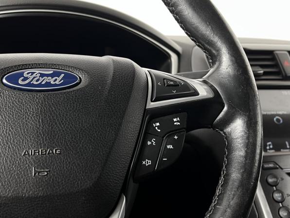 Ford Mondeo V с пробегом 2019 года, цена 1 575 900 рублей, 248791 км, седан, Автокод Объявления