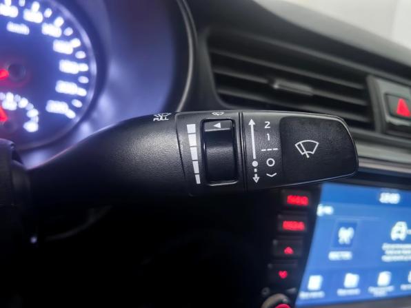 Kia Rio IV с пробегом 2018 года, цена 1 255 000 рублей, 116055 км, седан, Автокод Объявления