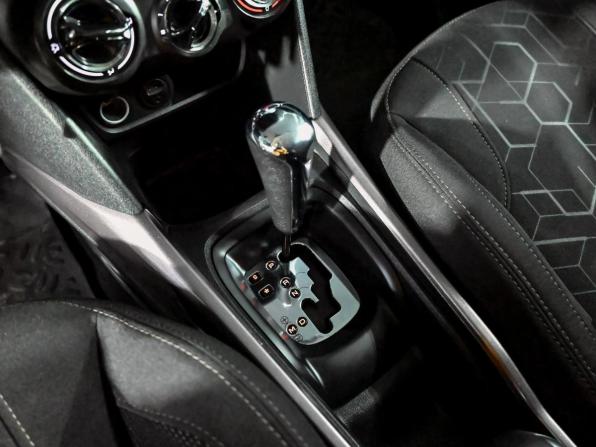 Peugeot 2008 I с пробегом 2014 года, цена 1 000 000 рублей, 88722 км, внедорожник, Автокод Объявления