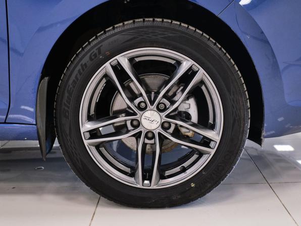 Skoda Rapid I с пробегом 2017 года, цена 1 198 000 рублей, 121909 км, лифтбек, Автокод Объявления