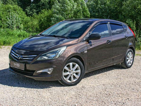 Hyundai Solaris I Рестайлинг с пробегом 2015 года, цена 630 000 рублей, 93000 км, хэтчбек, Автокод Объявления