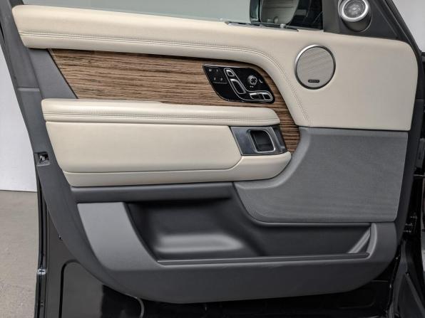 Land Rover Range Rover IV Рестайлинг с пробегом 2019 года, цена 7 950 000 рублей, 58806 км, внедорожник, Автокод Объявления