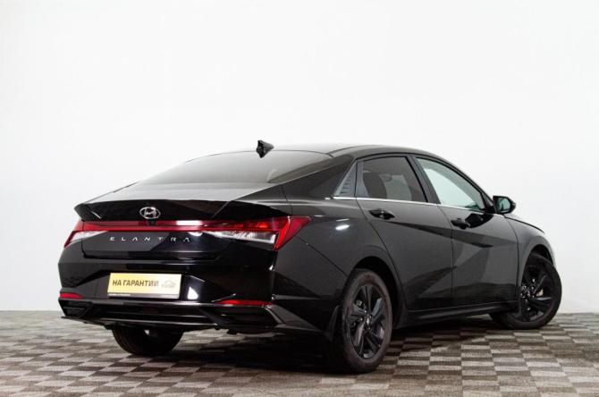 Hyundai Elantra VII (CN7) с пробегом 2023 года, цена 2 329 000 рублей, 87256 км, седан, Автокод Объявления