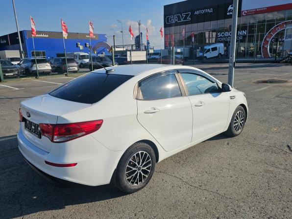 Kia Rio III Рестайлинг с пробегом 2016 года, цена 1 049 995 рублей, 165560 км, седан, Автокод Объявления