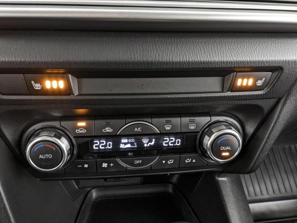 Mazda 3 III (BM) Рестайлинг с пробегом 2017 года, цена 1 535 000 рублей, 136614 км, хэтчбек, Автокод Объявления