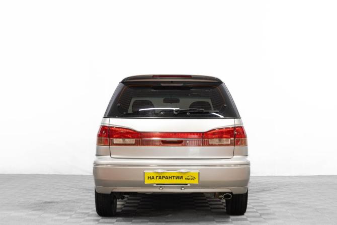 Toyota Vista V (V50) с пробегом 2002 года, цена 629 000 рублей, 300000 км, универсал, Автокод Объявления