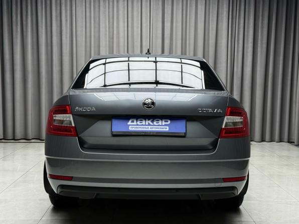 Skoda Octavia III (A7) Рестайлинг с пробегом 2017 года, цена 1 849 000 рублей, 141441 км, лифтбек, Автокод Объявления
