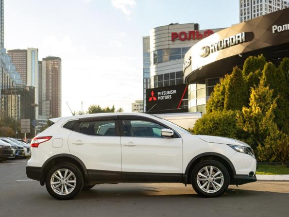 Nissan Qashqai II с пробегом 2016 года, цена 1 678 000 рублей, 88833 км, внедорожник, Автокод Объявления