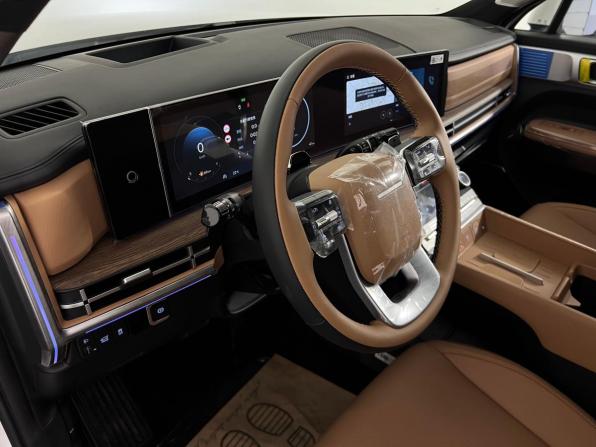 Hyundai Santa Fe V (MX5) с пробегом 2026 года, цена 5 750 000 рублей, 30 км, внедорожник, Автокод Объявления