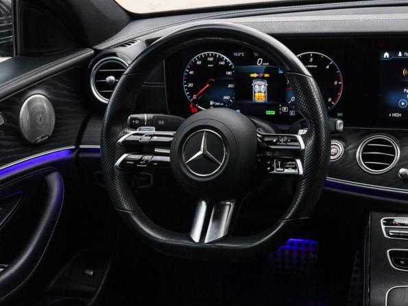 Mercedes-Benz E-Класс V (W213 S213 C238) Рестайлинг с пробегом 2021 года, цена 5 400 000 рублей, 60000 км, седан, Автокод Объявления