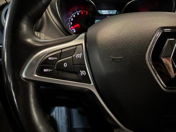 Renault Kaptur I Рестайлинг с пробегом 2021 года, цена 1 649 000 рублей, 80620 км, внедорожник, Автокод Объявления