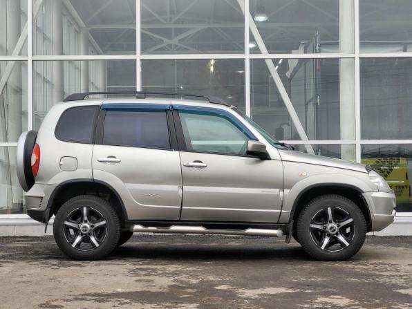 Chevrolet Niva I Рестайлинг с пробегом 2014 года, цена 409 000 рублей, 189446 км, внедорожник, Автокод Объявления