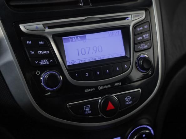 Hyundai Solaris I с пробегом 2012 года, цена 669 000 рублей, 236111 км, седан, Автокод Объявления